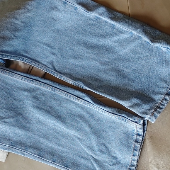 Levi's Jeans, Wind River and Rhyno Pants - Picture 5 of 13